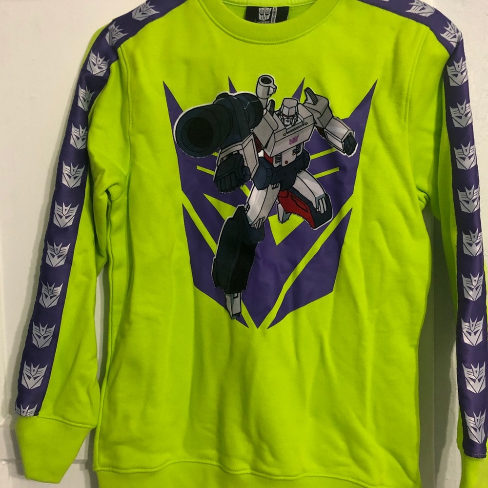 NWT Transformers Authentic Megatron Boy’s Sz L